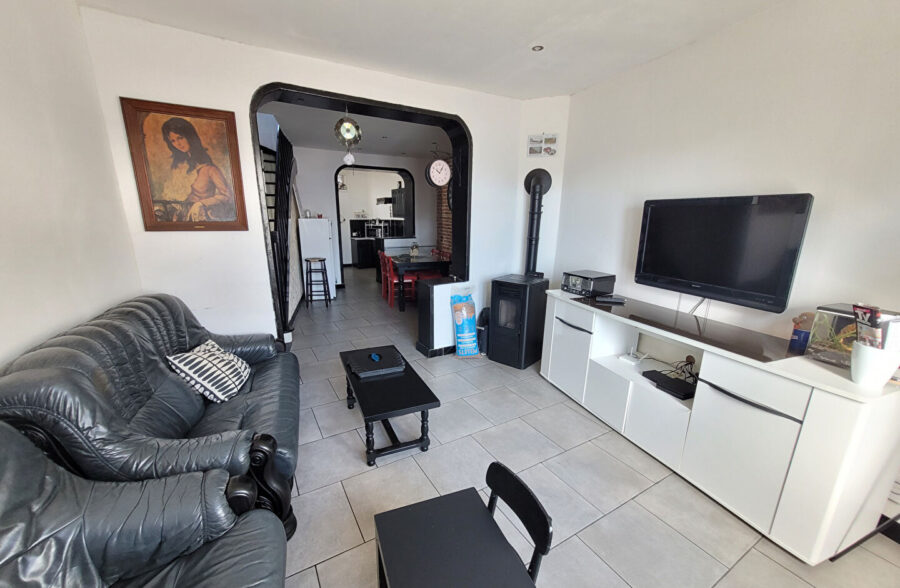 Maison semi-individuelle à Corbehem, 2 chambres, dressing et jardin
