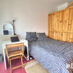 BOTANIQUE PROCHE TRAMWAY APPARTEMENT T1bis AVEC BALCON PARKING ET CAVE