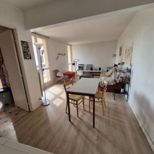 VAUBAN- CATHO :T4 avec balcons, cave et parking