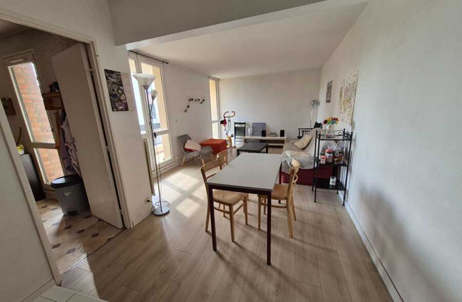 VAUBAN- CATHO :T4 avec balcons, cave et parking