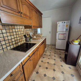 VAUBAN- CATHO :T4 avec balcons, cave et parking