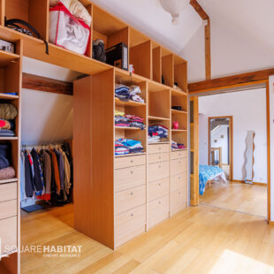 Maison Bermerain 10 pièce(s) 278.3 m2
