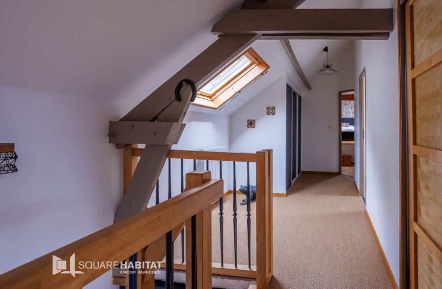 Maison Bermerain 10 pièce(s) 278.3 m2
