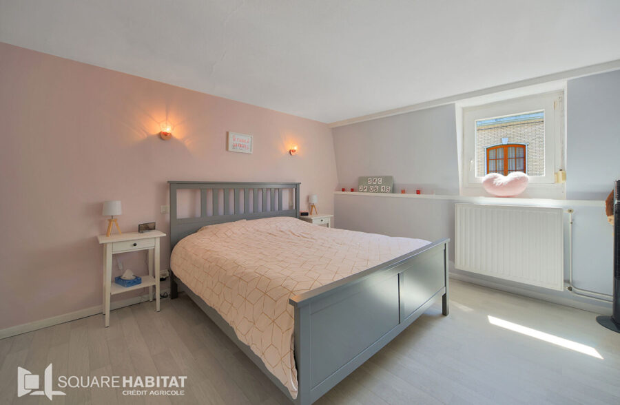 Charmante maison avec extérieur et garage