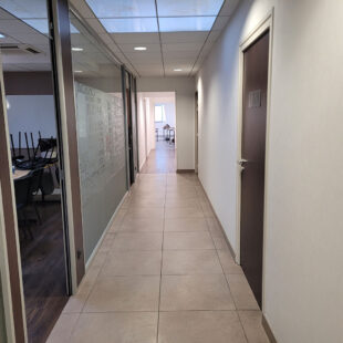 Local commercial 320m²