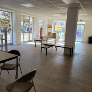 Local commercial 230 m²
