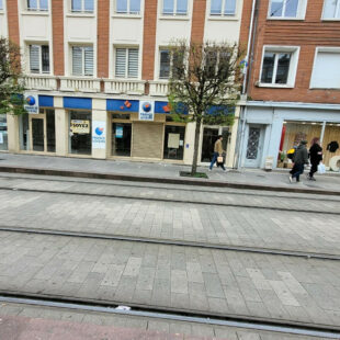 Local commercial 230 m²