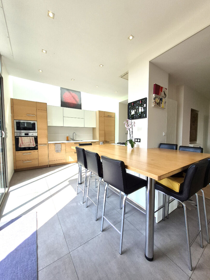 Maison Cambrai 12 pièce(s) 245 m2