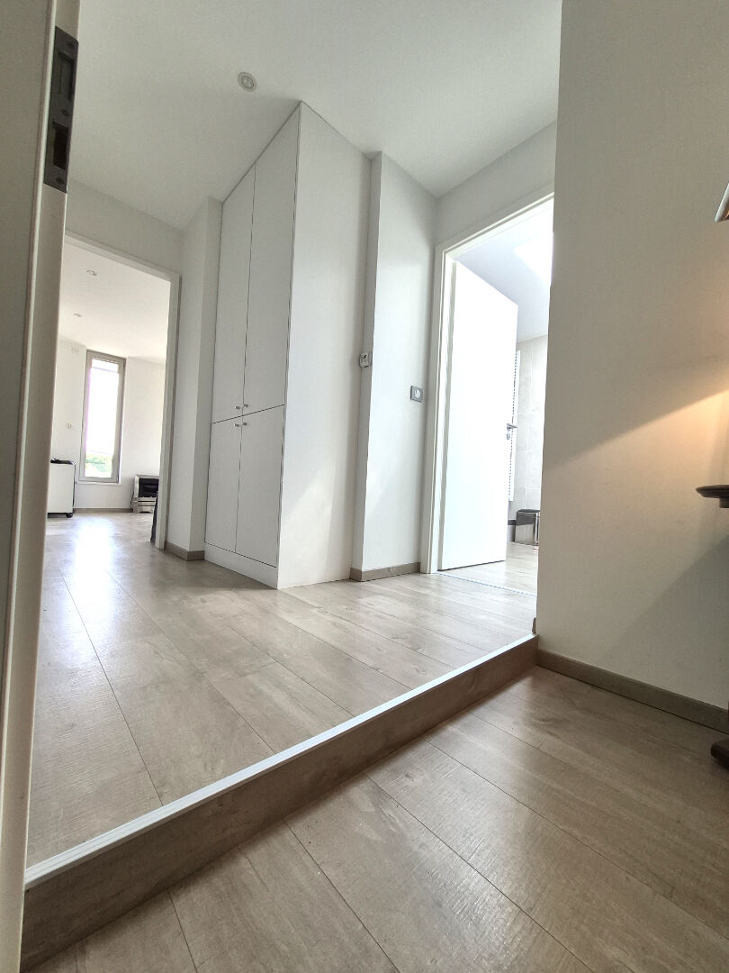 Maison Cambrai 12 pièce(s) 245 m2