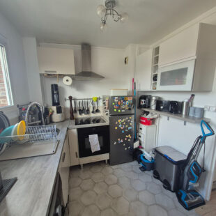 Appartement Refait à Neuf ! 2 Chambres + Possibilité d’une 3e !