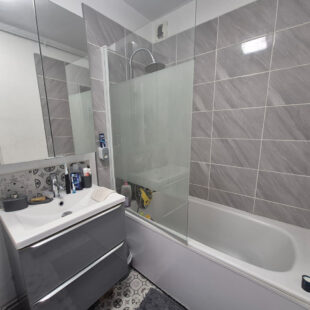 Appartement Refait à Neuf ! 2 Chambres + Possibilité d’une 3e !