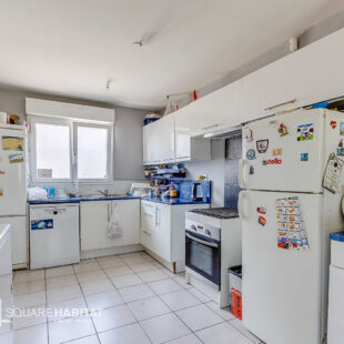 Semi plain pied, individuel de 2010  avec travaux