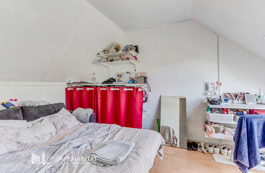 Semi plain pied, individuel de 2010  avec travaux