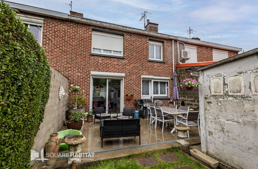 EXCLUSIVITE SQUARE HABITAT : MAISON BATIR DE 85m² – 3 CHAMBRES – GARAGE – JARDIN