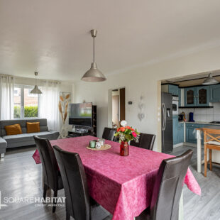 SQUARE HABITAT : MAISON BATIR – 3 CHAMBRES – GARAGE – JARDIN – SECTEUR PARC DE LA CROISETTE