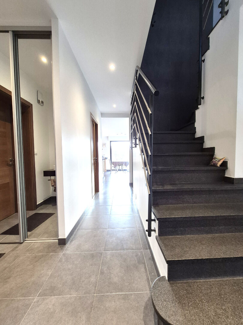 Pavillon secteur prisé 200m²