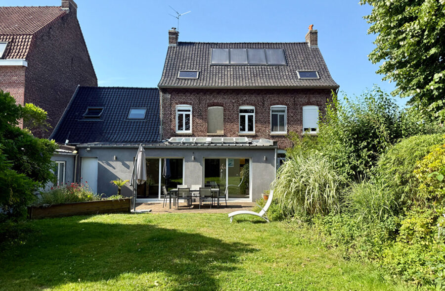 Maison semi-individuelle Bousbecque – 4 chambres – 193 m²