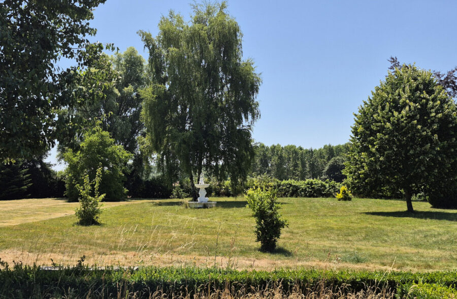 Terrain Raches 1067m²