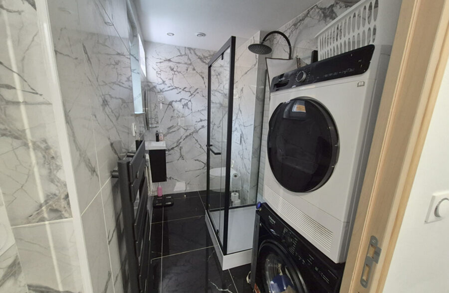 Maison de ville 93m², 5 pièces + terrasse, aucun travaux à prévoir!!!