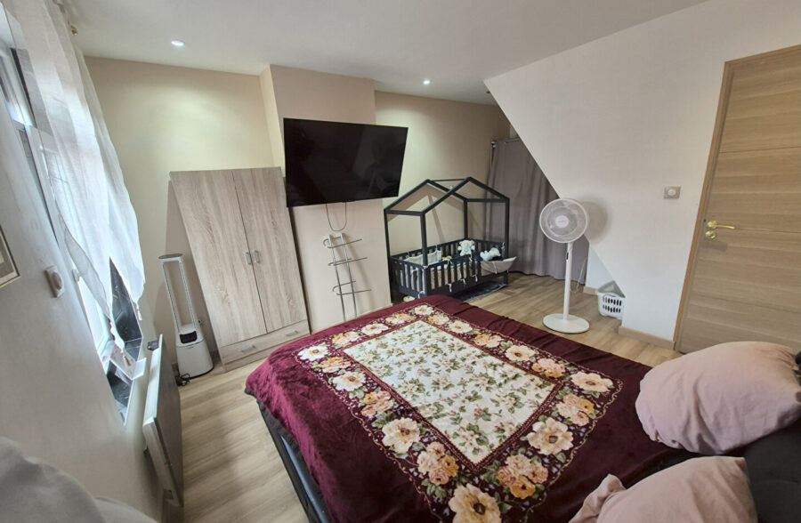 Maison de ville 93m², 5 pièces + terrasse, aucun travaux à prévoir!!!