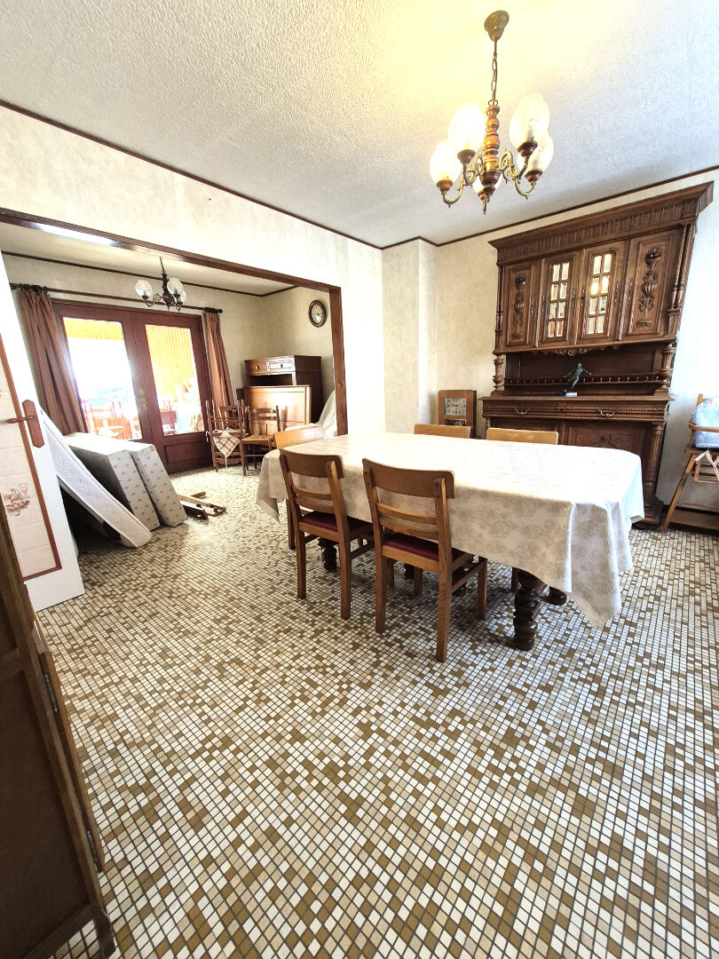 Maison Cambrai 6 pièce(s) 85 m2  Sous compromis 