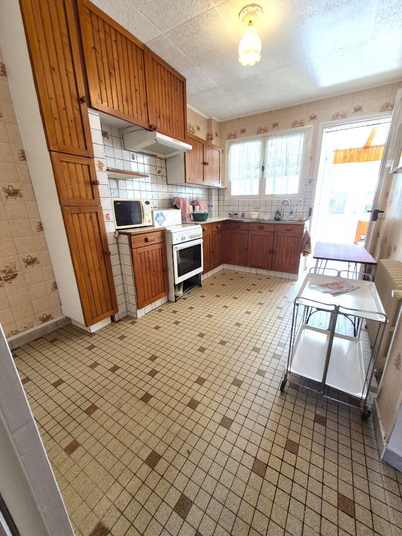 Maison Cambrai 6 pièce(s) 85 m2  Sous compromis 