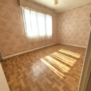 Maison Cambrai 6 pièce(s) 85 m2  Sous compromis 