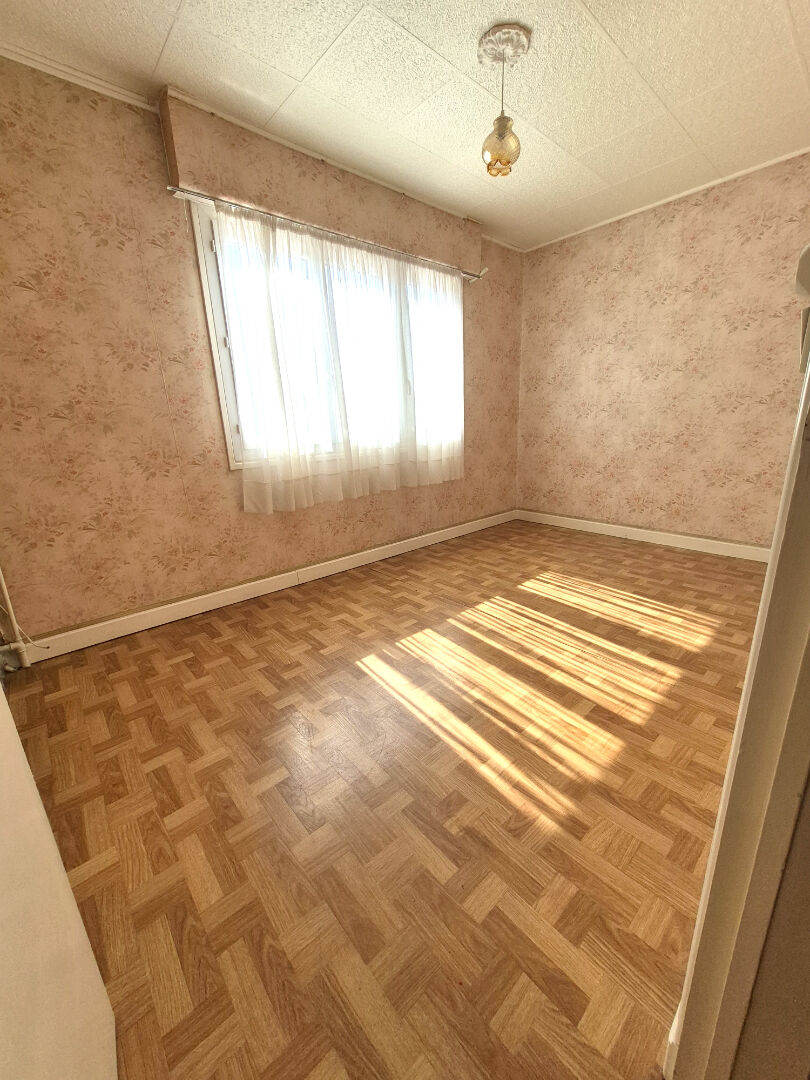 Maison Cambrai 6 pièce(s) 85 m2  Sous compromis 