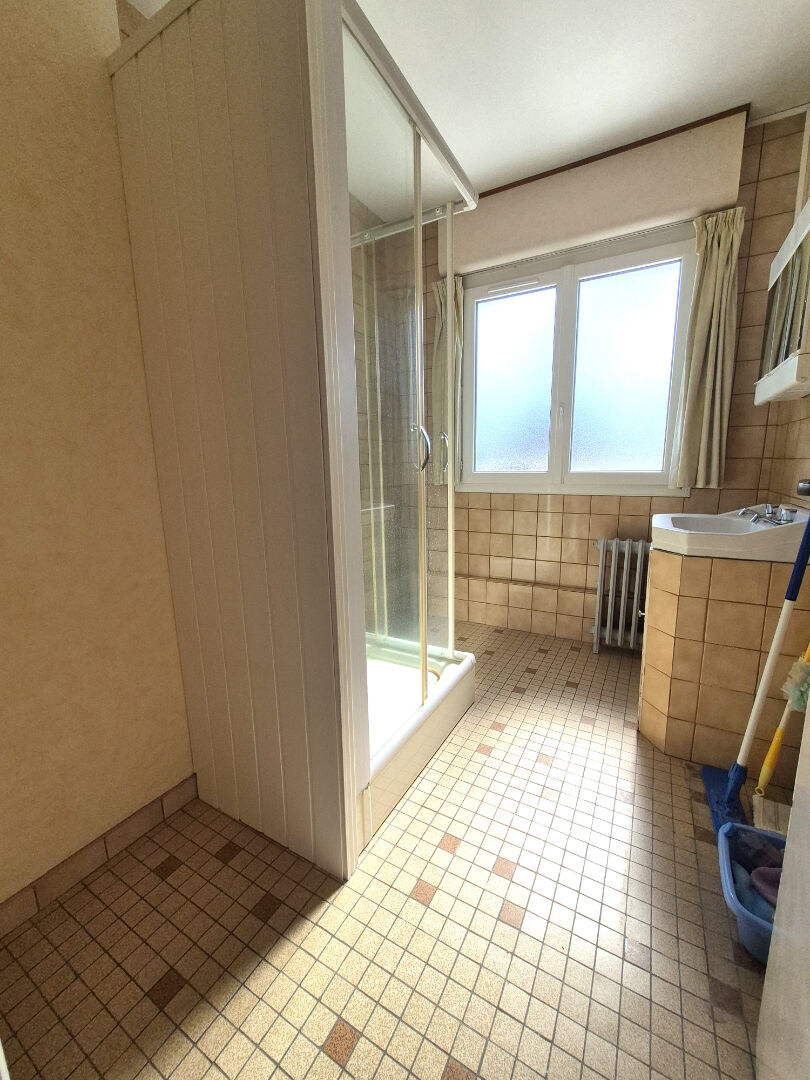 Maison Cambrai 6 pièce(s) 85 m2  Sous compromis 