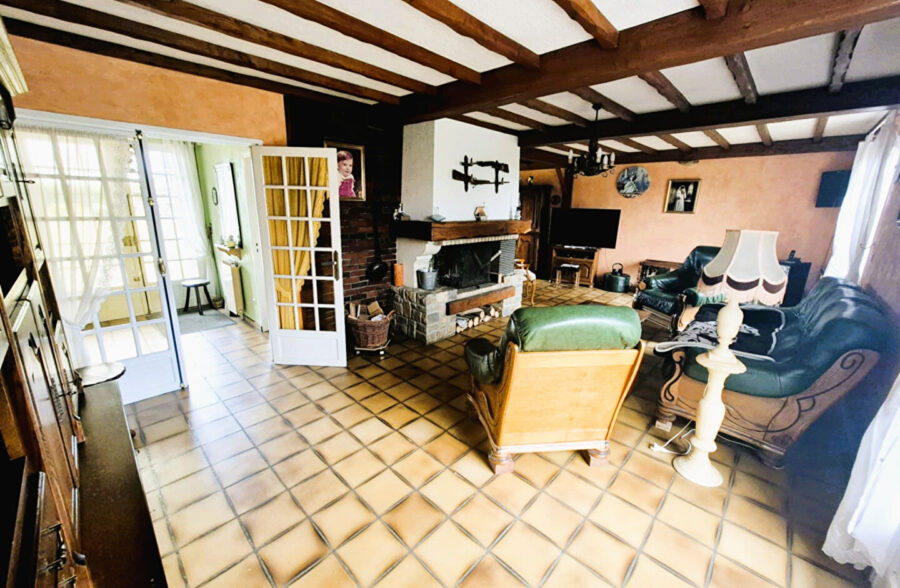 Maison Individuelle plain pied, 3 chambres, sous sol complet, jardin
