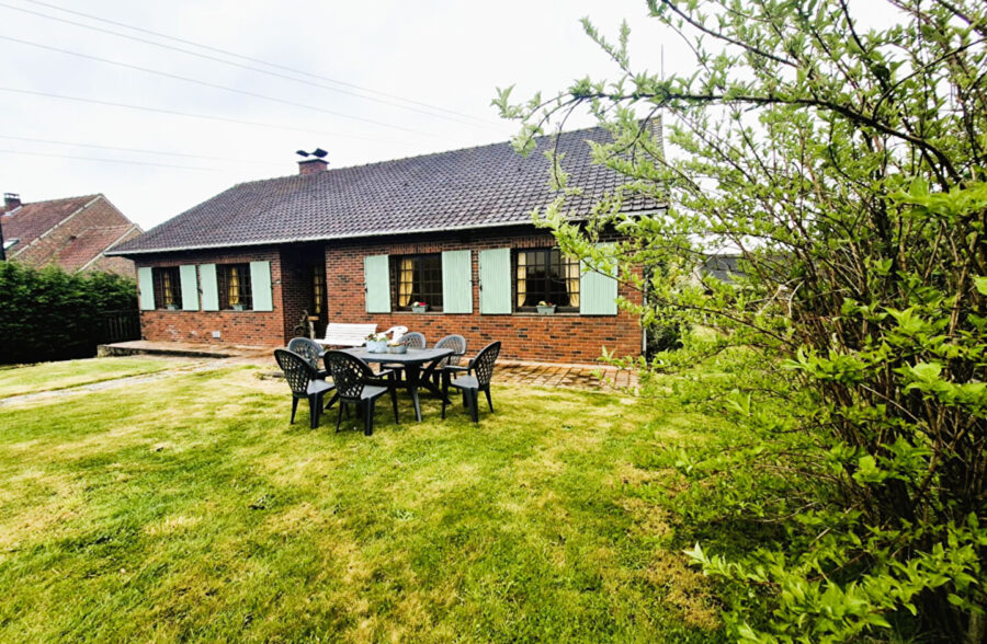 Maison Individuelle plain pied, 3 chambres, sous sol complet, jardin