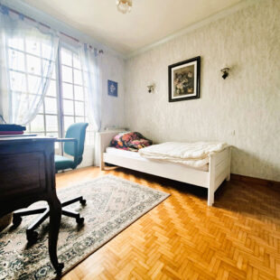 Maison Individuelle plain pied, 3 chambres, sous sol complet, jardin
