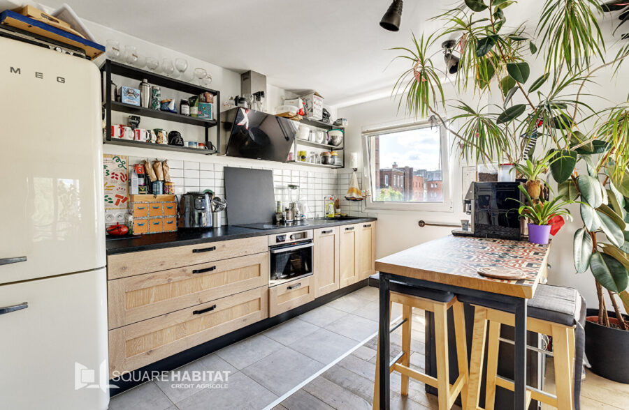 EXCLUSIVITE – LILLE GAMBETTA:  Magnifique T3 en étage élevé  avec balcon et garage fermé