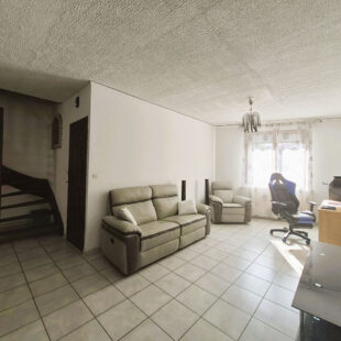Maison170m2  + plain pied  69m2  et garage double.