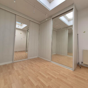 Maison170m2  + plain pied  69m2  et garage double.