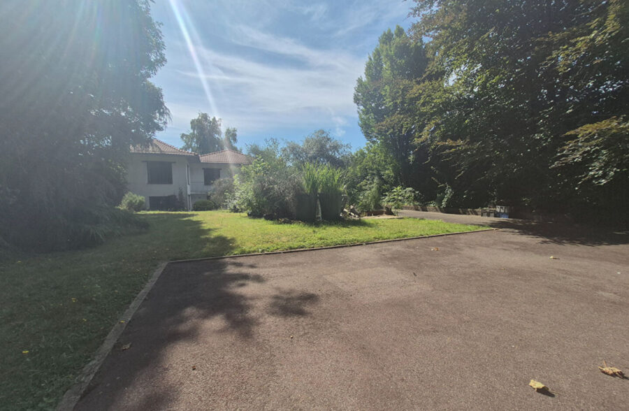 Maison Lille 6 pièce(s) 205 m2