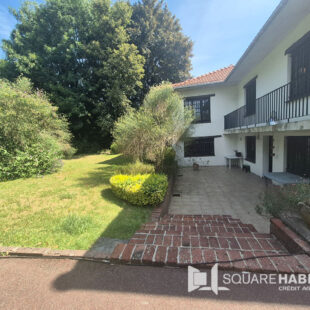 Maison Lille 6 pièce(s) 205 m2