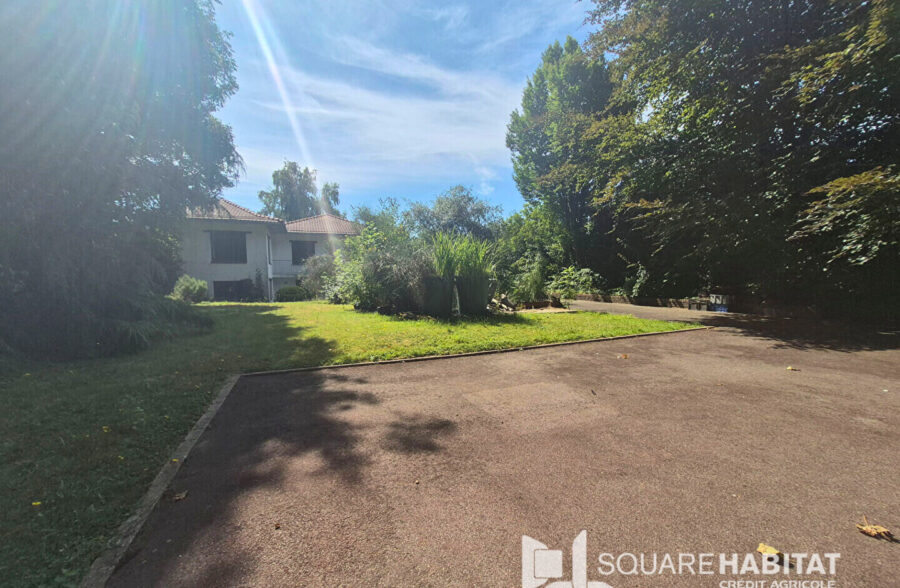 Maison Lille 6 pièce(s) 205 m2