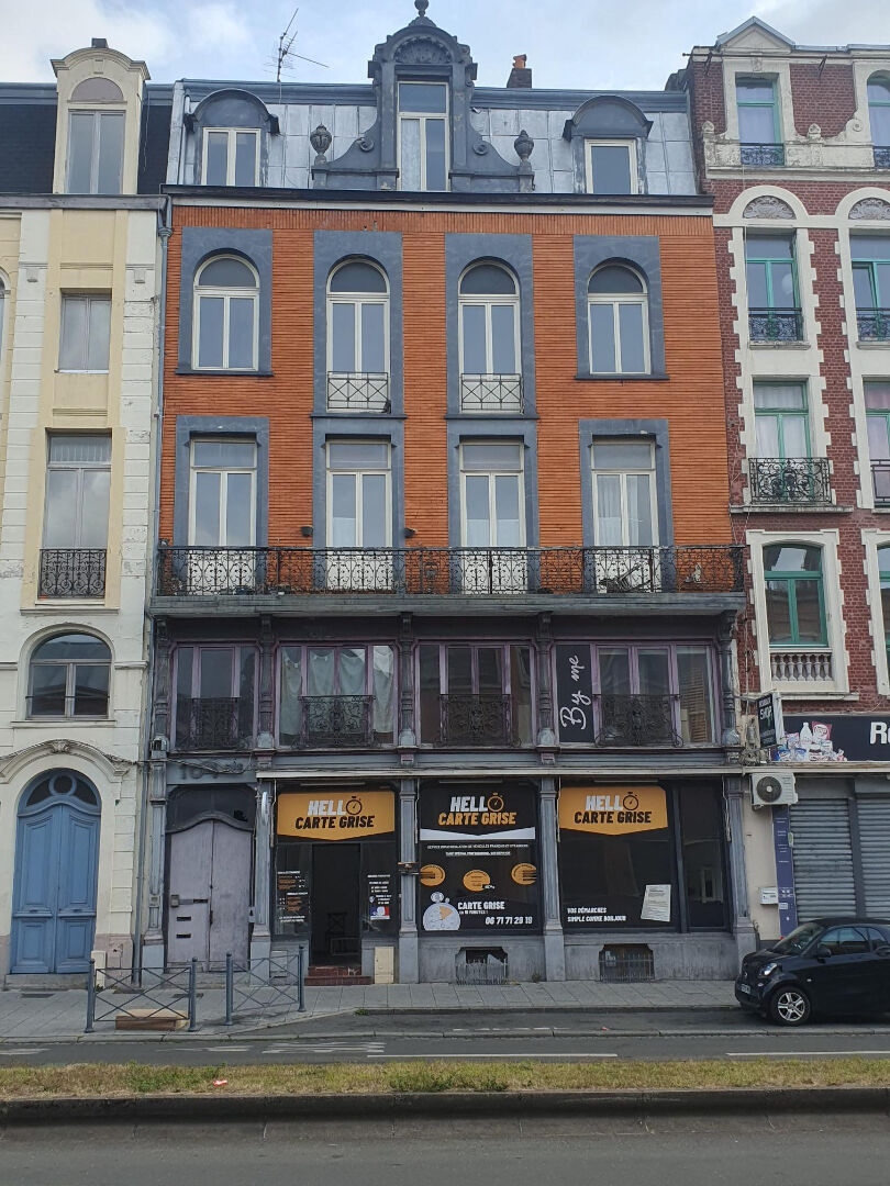 Immeuble de rapports secteur gare de Roubaix +245m²