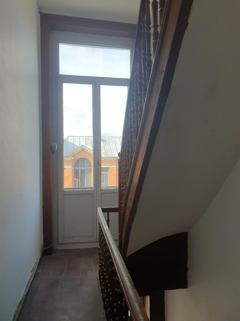 Immeuble de rapports secteur gare de Roubaix +245m²
