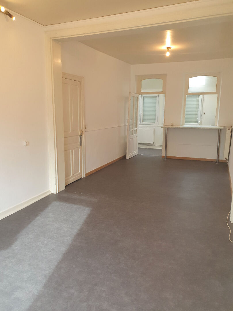 Immeuble de rapport Hautmont 7 pièce(s)197.72 m2