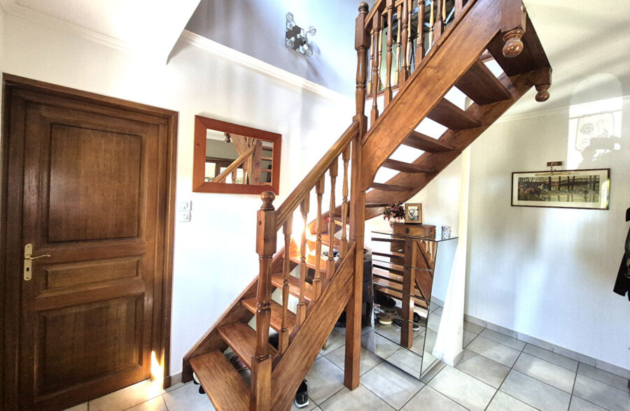 Maison 190m2  en semi plain-pied de 5 chambres