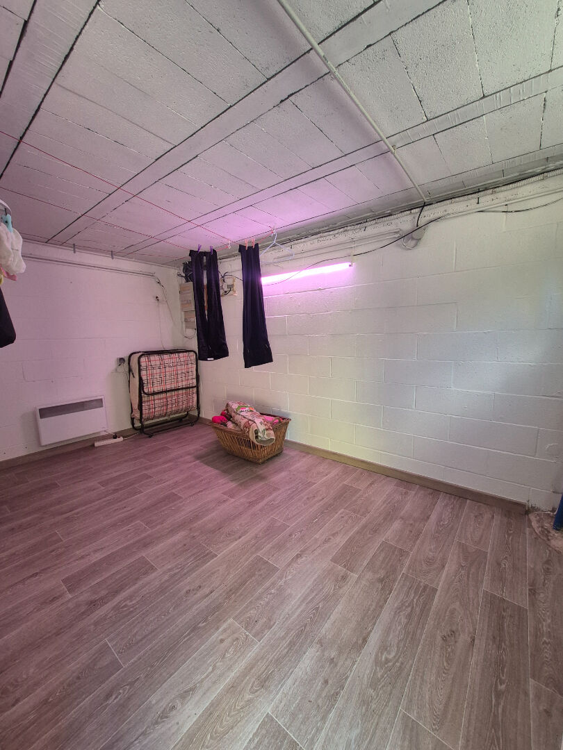 Maison 190m2  en semi plain-pied de 5 chambres