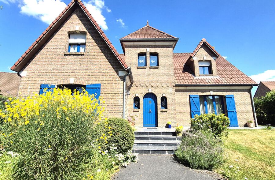 Maison 190m2  en semi plain-pied de 5 chambres