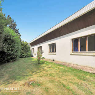 Maison individuelle de plain-pied sur grand terrain constructible