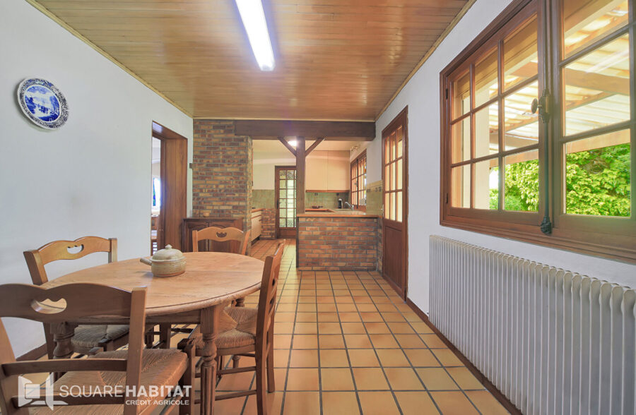 Maison individuelle de plain-pied sur grand terrain constructible