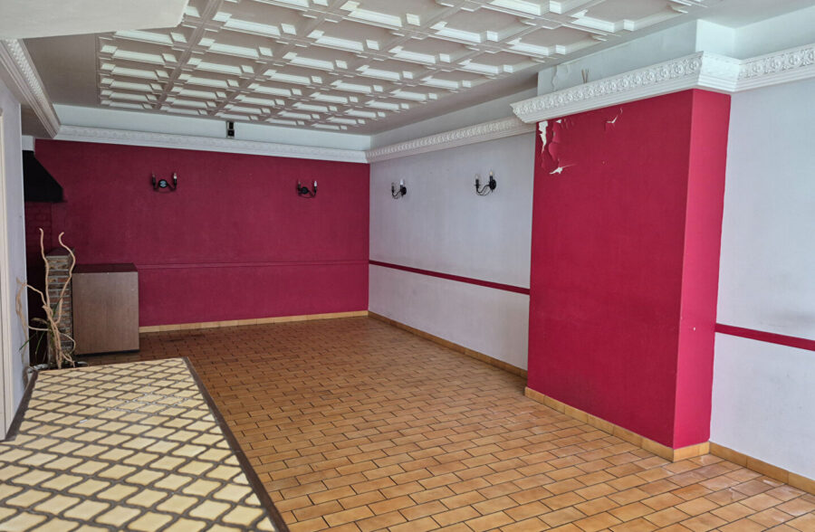 local commercial de 80 m² ( ancien restaurant)
