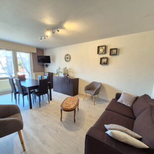 T2 avec balcon plein sud, cave et parking