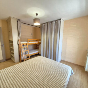 T2 avec balcon plein sud, cave et parking