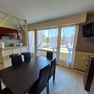 T2 avec balcon plein sud, cave et parking